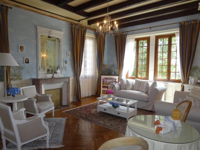 Le Château de Vernières Vila Talizat Exterior foto